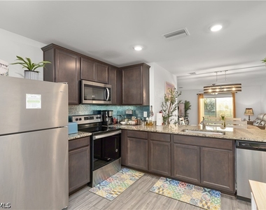 836 Youngreen Drive - Photo Thumbnail 19