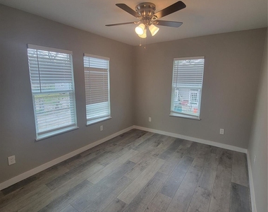 5109 Earline Street - Photo Thumbnail 4