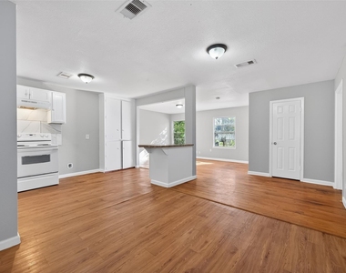 6127 Beldart Street - Photo Thumbnail 5