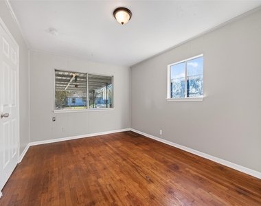 6127 Beldart Street - Photo Thumbnail 8