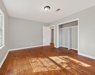 6127 Beldart Street - Photo Thumbnail 9