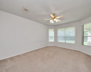 610 Ashley Cove Court - Photo Thumbnail 18