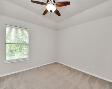 610 Ashley Cove Court - Photo Thumbnail 32