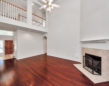 610 Ashley Cove Court - Photo Thumbnail 10