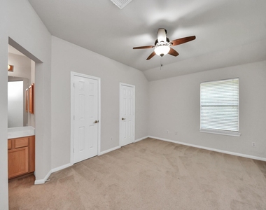610 Ashley Cove Court - Photo Thumbnail 27