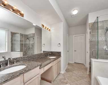610 Ashley Cove Court - Photo Thumbnail 21
