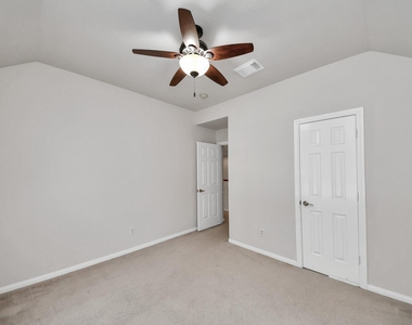 610 Ashley Cove Court - Photo Thumbnail 30