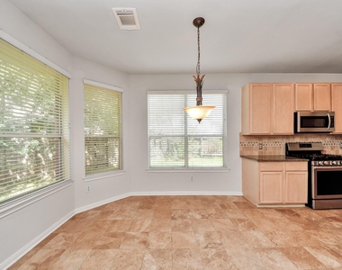 610 Ashley Cove Court - Photo Thumbnail 15