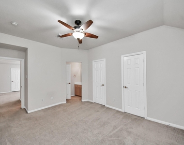 610 Ashley Cove Court - Photo Thumbnail 28