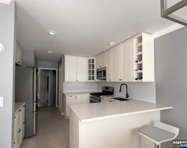 161 Terrace - Photo Thumbnail 5