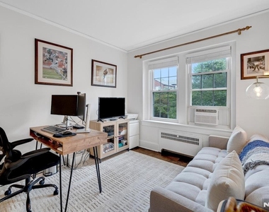 217 Prospect - Photo Thumbnail 10