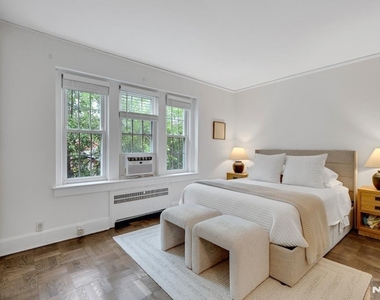 217 Prospect - Photo Thumbnail 8
