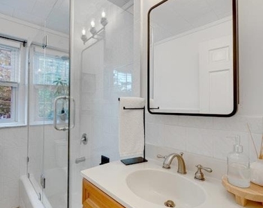 217 Prospect - Photo Thumbnail 12