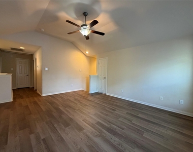 1911 Boren Drive - Photo Thumbnail 23
