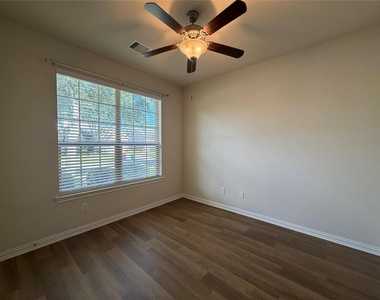 1911 Boren Drive - Photo Thumbnail 19