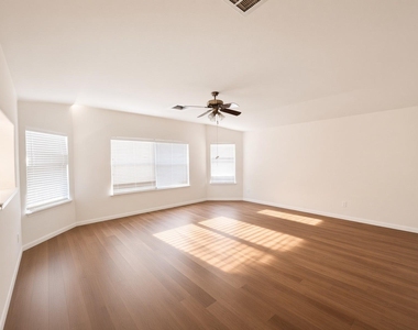 2506 Little Forest Court - Photo Thumbnail 14
