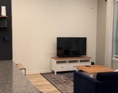 626 Aspen Falls Court - Photo Thumbnail 6