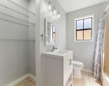 1923 Tabor Street - Photo Thumbnail 17