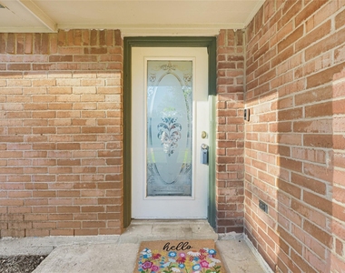 4910 Brownfields Court - Photo Thumbnail 5
