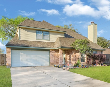 4910 Brownfields Court - Photo Thumbnail 2