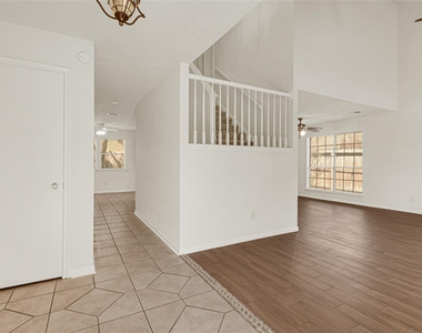 4910 Brownfields Court - Photo Thumbnail 13