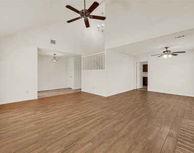 4910 Brownfields Court - Photo Thumbnail 7