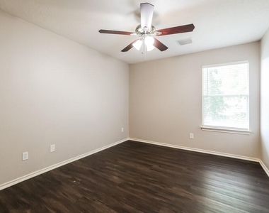 7411 Telico Junction Lane - Photo Thumbnail 10
