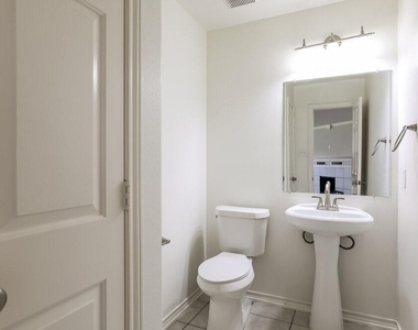 7411 Telico Junction Lane - Photo Thumbnail 12