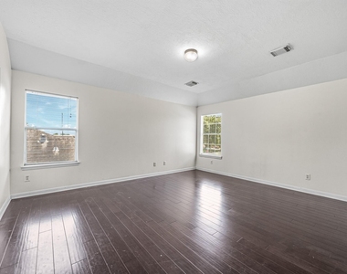 9641 Weldridge Drive - Photo Thumbnail 32
