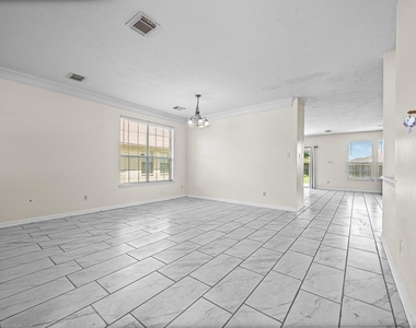 9641 Weldridge Drive - Photo Thumbnail 3