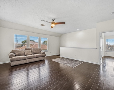 9641 Weldridge Drive - Photo Thumbnail 20