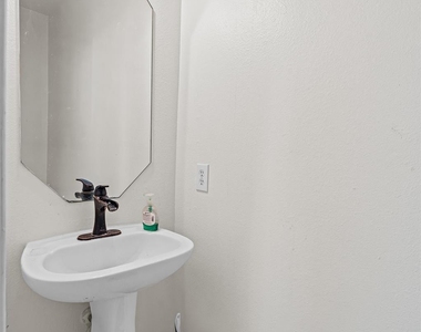 9641 Weldridge Drive - Photo Thumbnail 15