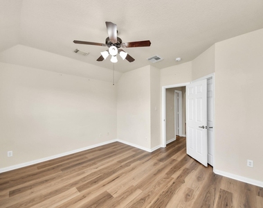 8627 Sweet Pasture Drive - Photo Thumbnail 26