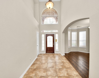 8627 Sweet Pasture Drive - Photo Thumbnail 2