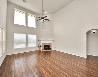 8627 Sweet Pasture Drive - Photo Thumbnail 8