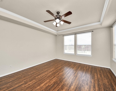 8627 Sweet Pasture Drive - Photo Thumbnail 32