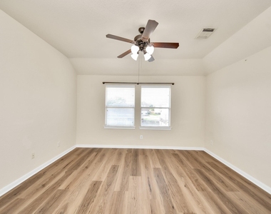 8627 Sweet Pasture Drive - Photo Thumbnail 25