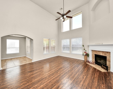 8627 Sweet Pasture Drive - Photo Thumbnail 9