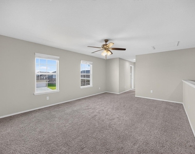 21311 Orono Heights Trail - Photo Thumbnail 17