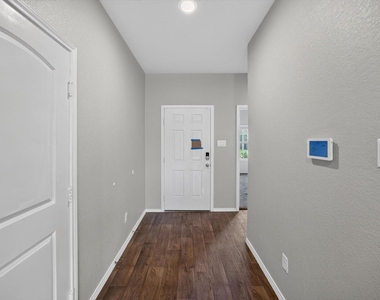 21311 Orono Heights Trail - Photo Thumbnail 3