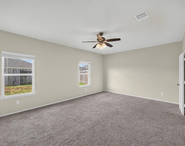 21311 Orono Heights Trail - Photo Thumbnail 13