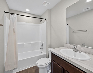 21311 Orono Heights Trail - Photo Thumbnail 19