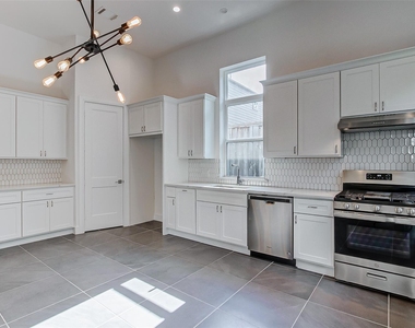 8926 Spring Knoll Forest Drive - Photo Thumbnail 5
