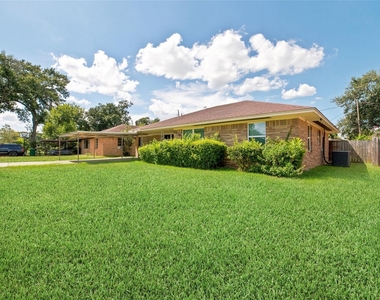 5719 Turtle Creek Road - Photo Thumbnail 1