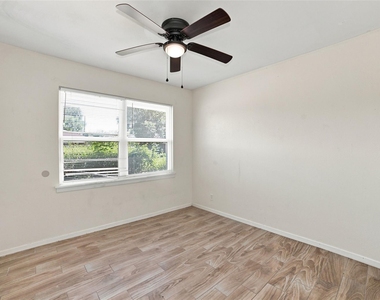 5719 Turtle Creek Road - Photo Thumbnail 11