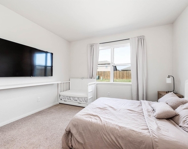 22402 Kennons Way - Photo Thumbnail 16