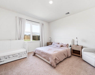 22402 Kennons Way - Photo Thumbnail 15