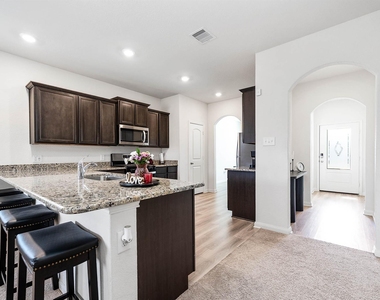 22402 Kennons Way - Photo Thumbnail 6