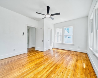 1569 Elliott Street - Photo Thumbnail 25