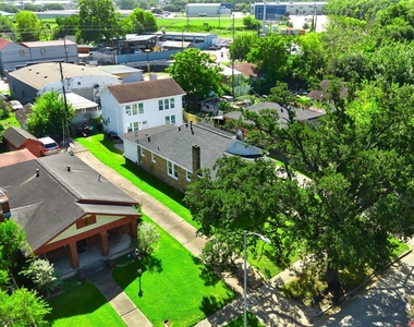 1569 Elliott Street - Photo Thumbnail 39